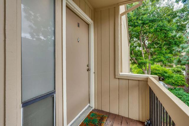 954 Kiely Boulevard, Santa Clara CA: https://media.crmls.org/mediaz/7e16362e-97ba-46b2-b255-5b99b018f669.jpg