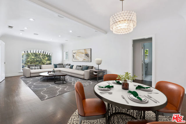 1033 N La Jolla Avenue, West Hollywood CA: https://media.crmls.org/mediaz/7e167120-8bdf-4991-a32c-3040a2f63115.jpg