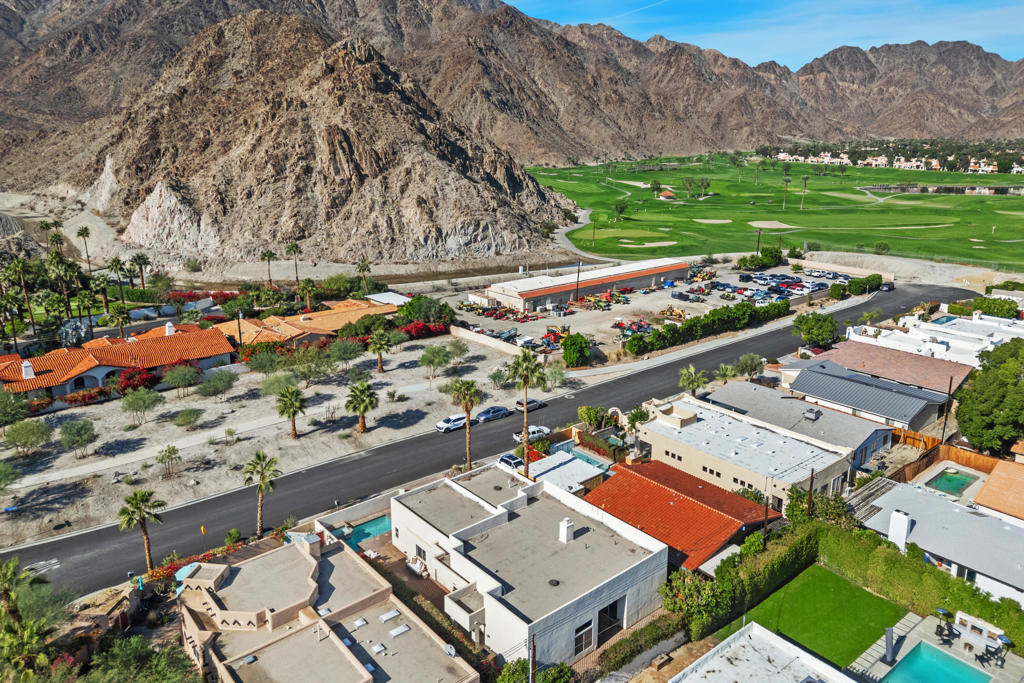 MLS #219139242DA image #4