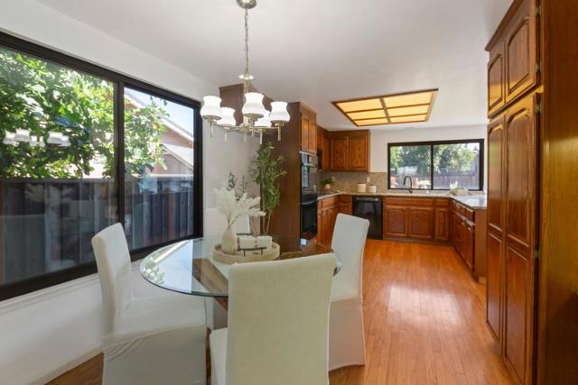 6840 Eldridge Drive, San Jose CA: https://media.crmls.org/mediaz/7e1ab010-8f61-46ce-85b3-685327a81a5f.jpg