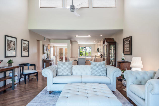 84 La Ronda Drive, Rancho Mirage CA: https://media.crmls.org/mediaz/7e1bcd46-5349-49c2-b6c9-228906ffc11b.jpg