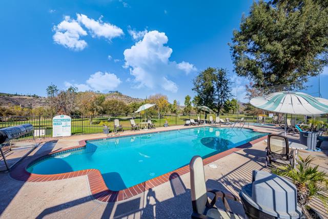 4650 Dulin Rd, Fallbrook CA: https://media.crmls.org/mediaz/7e1d1133-19f2-4d04-b43e-bfcef5ba8cef.jpg