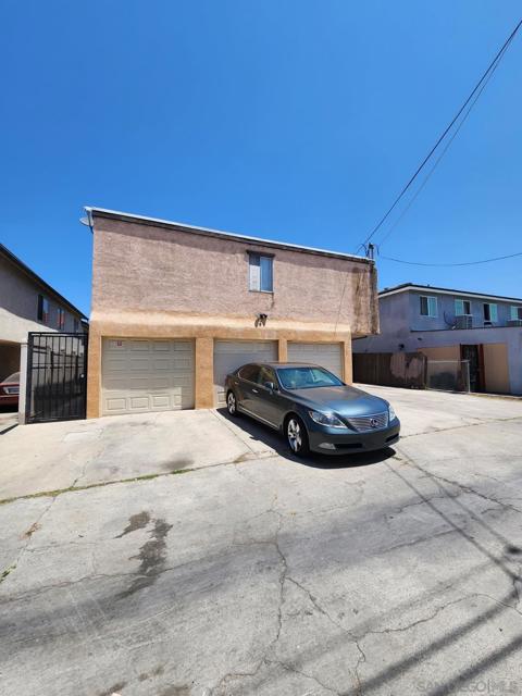 5341 Rex Avenue Unit 4, San Diego CA: https://media.crmls.org/mediaz/7e1d6177-e695-4740-95ec-693d796585be.jpg