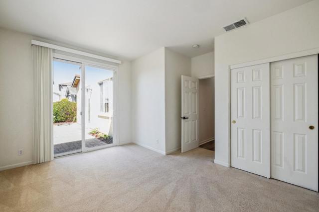 4276 Bay Crest Circle, Seaside CA: https://media.crmls.org/mediaz/7e1d8a96-dcc3-435a-98d8-1ae0171c4a71.jpg