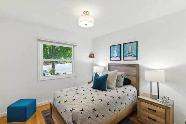 120 42nd Avenue, San Mateo CA: https://media.crmls.org/mediaz/7e1e8622-0949-4e79-86fa-4bfb6a8e87d5.jpg