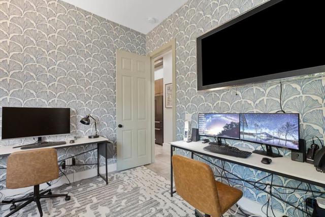 35618 Corte Serena, Cathedral City CA: https://media.crmls.org/mediaz/7e1f71e0-0c1a-4a7e-af2e-052b1fda8684.jpg