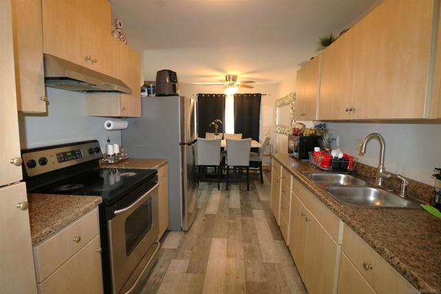 1252 Fourth Ave, Chula Vista CA: https://media.crmls.org/mediaz/7e1fb43d-3439-478d-a4d0-fde3ca2b1c95.jpg