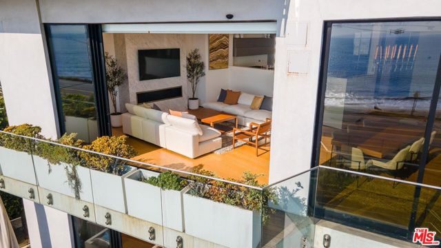 Drew Fenton | 17816 Porto Marina Way Pacific Palisades CA | MLS: 7418600