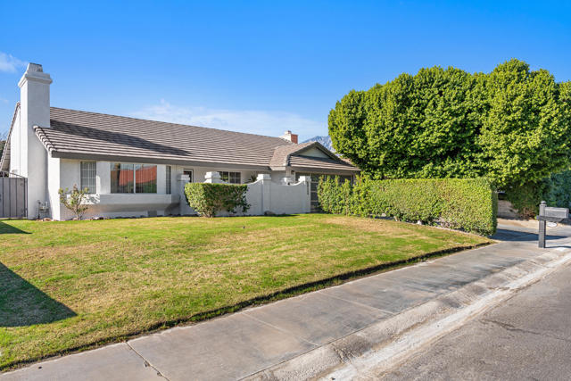 Image 4 of 35 For 68195 Espada Road