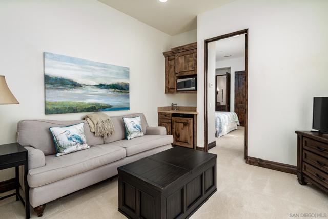 8053 High Time Ridge, San Diego CA: https://media.crmls.org/mediaz/7e214531-52ea-43aa-91f2-2167eec0d0c2.jpg