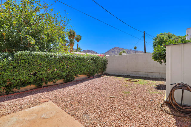 52600 Avenida Herrera, La Quinta CA: https://media.crmls.org/mediaz/7e215f86-b04d-4069-a802-1b1e3215f607.jpg
