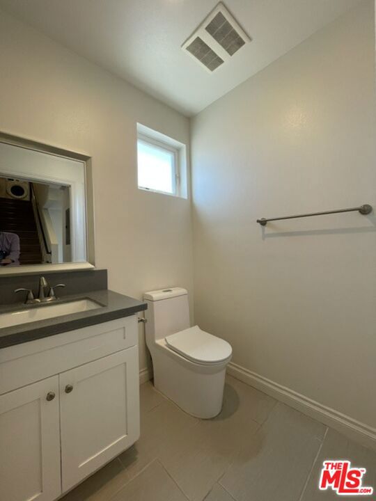 5733 Fulcher Avenue photo 46