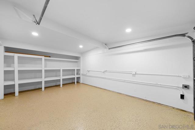 Image 38 of 42 For 5127 Triana St.