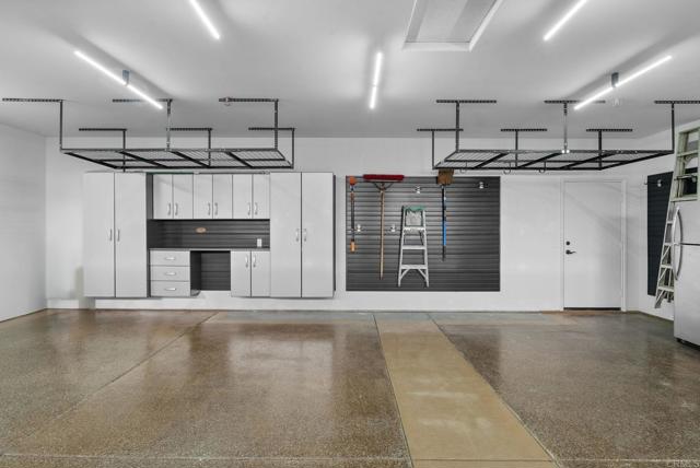2398 Prince Way, Vista CA: https://media.crmls.org/mediaz/7e24d8b1-6520-410e-83d8-0f855f33352a.jpg