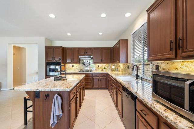 Detail Gallery Image 17 of 44 For 32224 Geranium St, Winchester,  CA 92596 - 4 Beds | 2/1 Baths