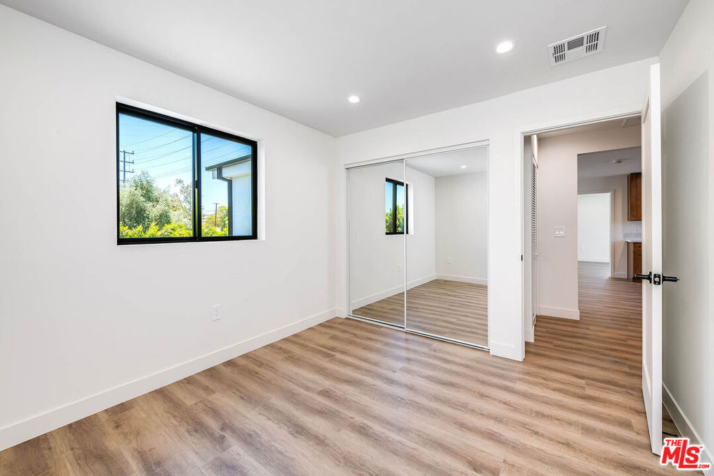 MLS #26855663 image #20