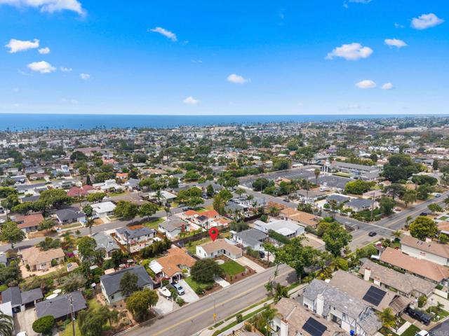 1713 Stewart Street, Oceanside CA: https://media.crmls.org/mediaz/7e268b2f-2a5c-4932-9bc2-ed7d03d6f2a6.jpg