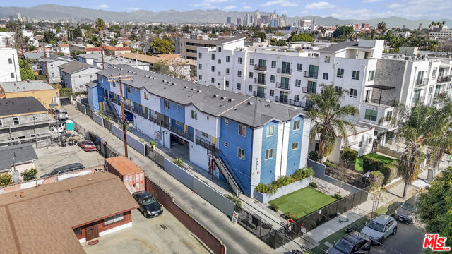 Image 1 of 8 For 1271 39th Place