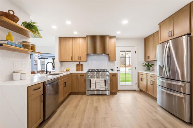 Detail Gallery Image 12 of 43 For 4870 Mount Armour Dr, San Diego,  CA 92111 - 3 Beds | 2 Baths