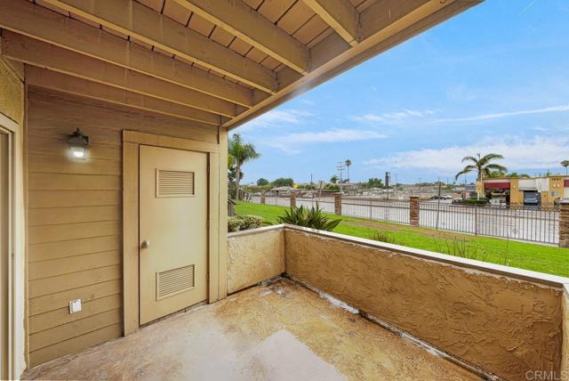 1910 Avenida Del Mexico, San Diego CA: https://media.crmls.org/mediaz/7e278e8d-6aef-4147-813a-c00de9577cc7.jpg