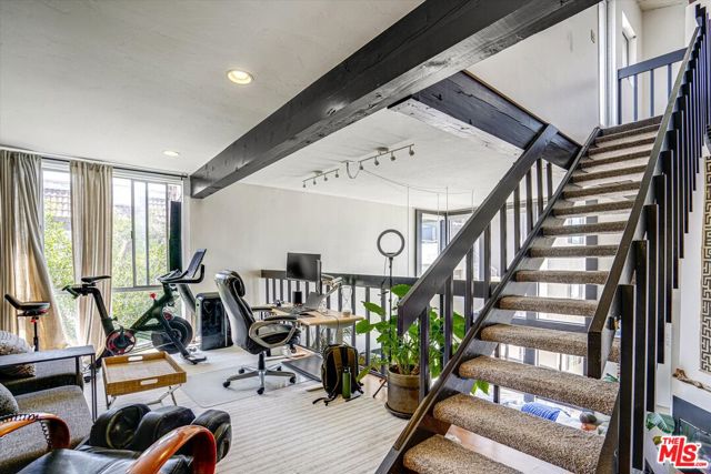 Image 11 of 58 For 14 Mast Street