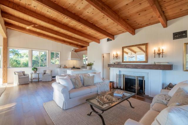 233 Country Club Drive, Carmel Valley CA: https://media.crmls.org/mediaz/7e28c643-196c-4339-9c64-dd07e336f55f.jpg