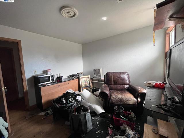 Image 15 of 28 For 1809 Peninsula Dr