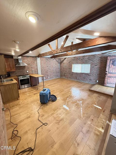 1755 1/2 Morada Place, Altadena CA: https://media.crmls.org/mediaz/7e29f4cd-9a09-45ce-b38f-648e5248f725.jpg
