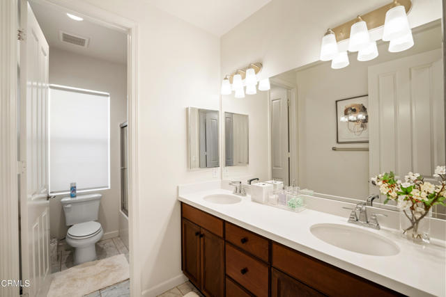 Detail Gallery Image 22 of 31 For 1560 Thorpe Trl, Oxnard,  CA 93036 - 3 Beds | 2/1 Baths