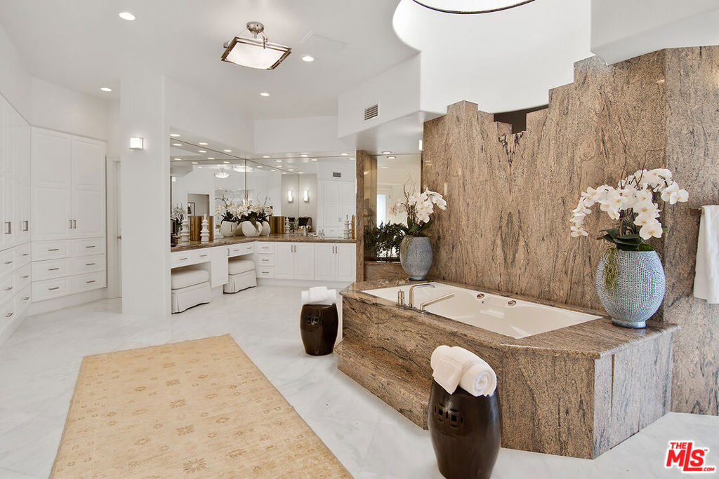 MLS #26860627 image #35
