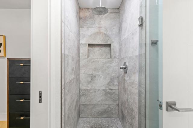 990 Rose Avenue, Mountain View CA: https://media.crmls.org/mediaz/7e2b3b89-f783-4ef4-8e8b-76a8512da3db.jpg