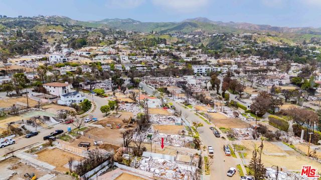 Drew Fenton | 16755 Bollinger Drive Pacific Palisades CA | MLS: 7159684