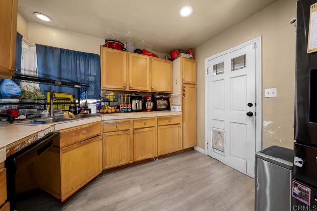 Detail Gallery Image 14 of 33 For 649 W Washington Ave, El Cajon,  CA 92020 - 2 Beds | 1 Baths