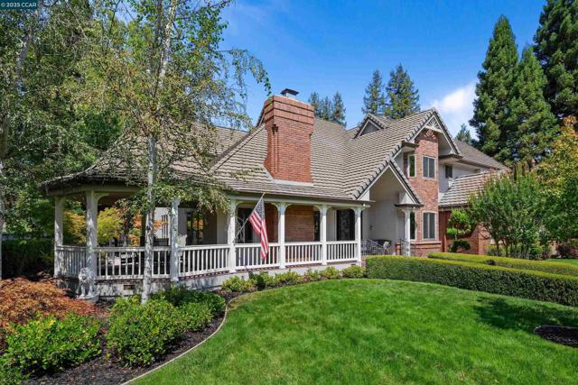 4405 Deer Ridge Rd, Danville CA: https://media.crmls.org/mediaz/7e2c57de-ca03-4c88-bdf6-a915c4bf5e74.jpg