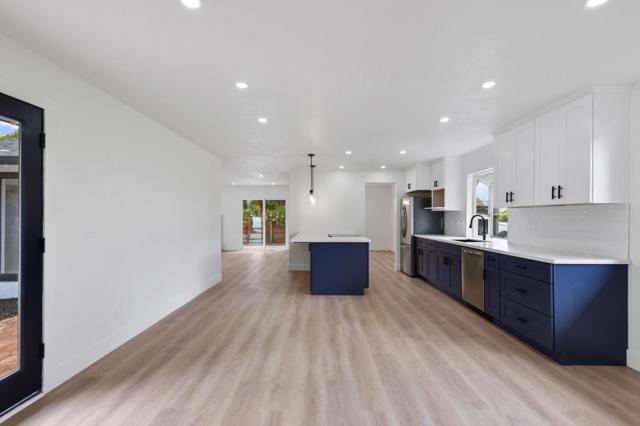 16 Melwood Court, Watsonville CA: https://media.crmls.org/mediaz/7e2c909a-ae5b-4426-bdfa-219723c05e4d.jpg