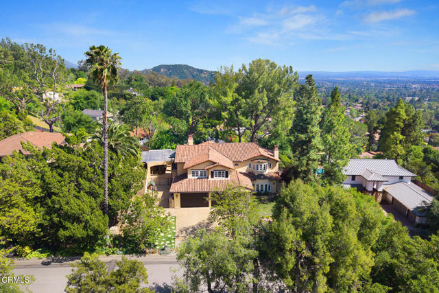 574 Camillo Road, Sierra Madre CA: https://media.crmls.org/mediaz/7e2cfd17-9a4c-48c5-b163-ded1d16073db.jpg