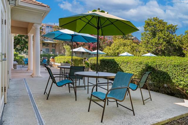 427 Nicholas Drive, Mountain View CA: https://media.crmls.org/mediaz/7e2e4c5a-4d5c-4f3f-90e6-c66282f9d827.jpg