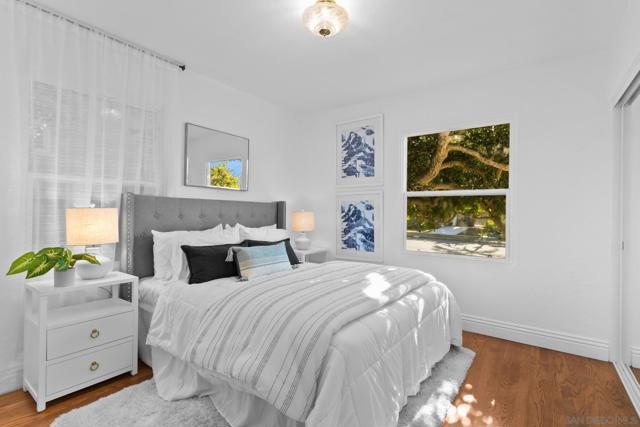 4386 Niagara Ave, San Diego CA: https://media.crmls.org/mediaz/7e2edb6a-86a7-49ce-9acb-9e193b1e8131.jpg