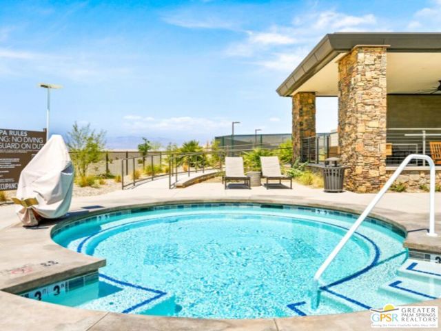 61 Zinfandel, Rancho Mirage CA: https://media.crmls.org/mediaz/7e2fd85a-4858-40ad-b683-b5e6b4e2cc05.jpg
