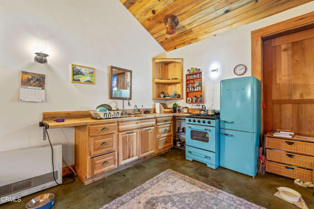 Detail Gallery Image 34 of 42 For 19204 Benson Ln, Fort Bragg,  CA 95437 - 2 Beds | 2 Baths