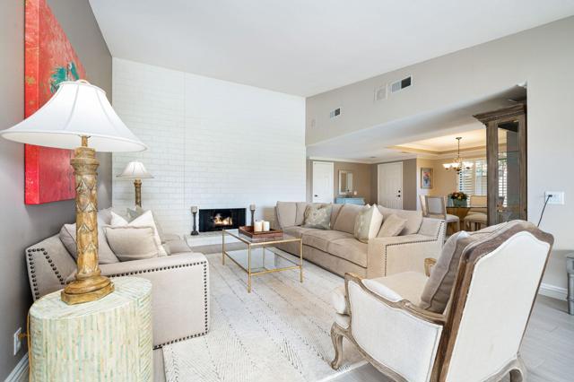 153 Camino Arroyo N, Palm Desert CA: https://media.crmls.org/mediaz/7e316a51-1ec7-4d87-88f5-c6b4cf5fbb3f.jpg
