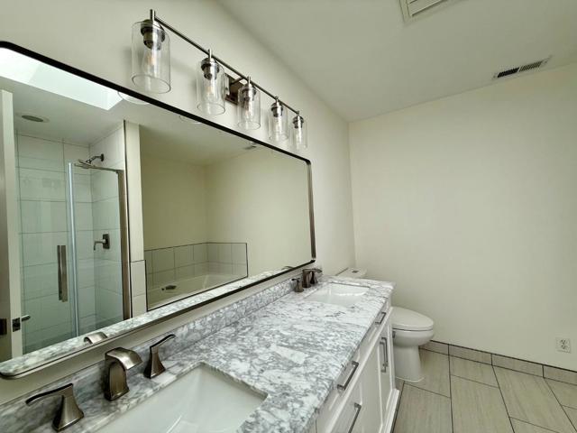 1082 Lupin Way, San Carlos CA: https://media.crmls.org/mediaz/7e32966b-9ec5-480b-9200-5f9cb9c58393.jpg