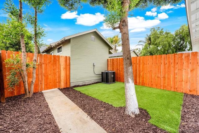 3534 36 Collier Ave, San Diego CA: https://media.crmls.org/mediaz/7e339220-86eb-407b-986f-0524c89b61cd.jpg