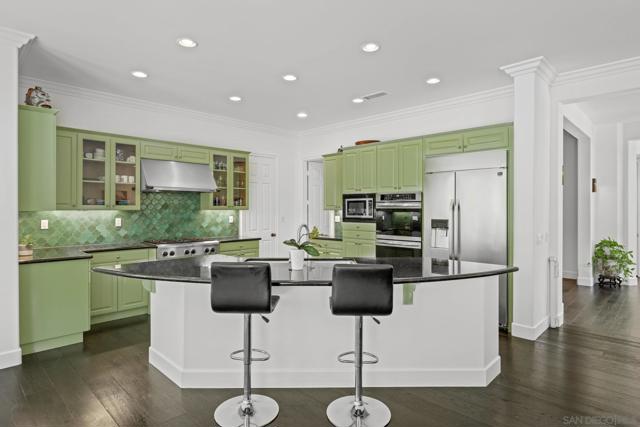 2930 Rancho Cortes, Carlsbad CA: https://media.crmls.org/mediaz/7e33a572-6270-4d6b-beb4-57e0648ece28.jpg