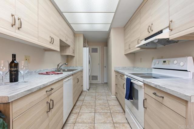 Detail Gallery Image 23 of 43 For 12389 Santiago Rd, Rancho Bernardo (San Diego),  CA 92128 - 2 Beds | 1 Baths