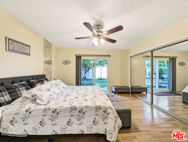 3308 Sparr Boulevard, Glendale CA: https://media.crmls.org/mediaz/7e33e569-5fb7-44bc-a9ad-794fd0fbb8c2.jpg
