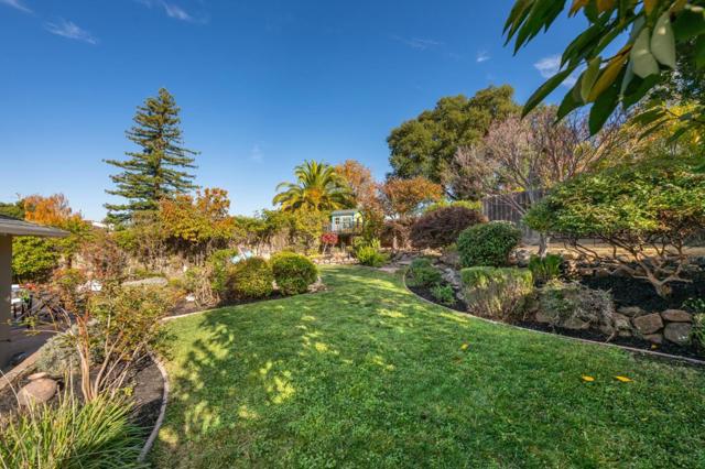 Image 43 of 60 For 1633 Molitor Road