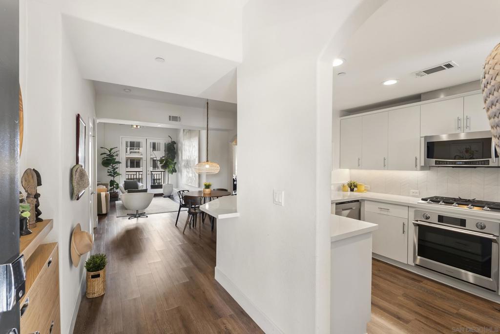 3275 5th Ave - photo 5