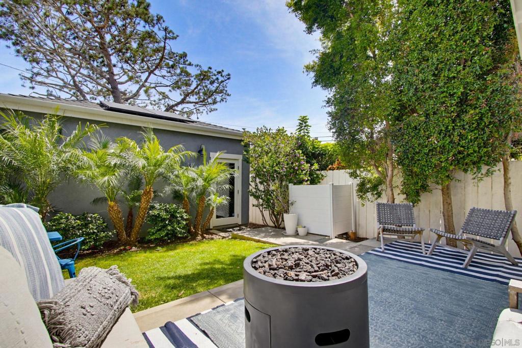 835 Beryl St. - photo 16