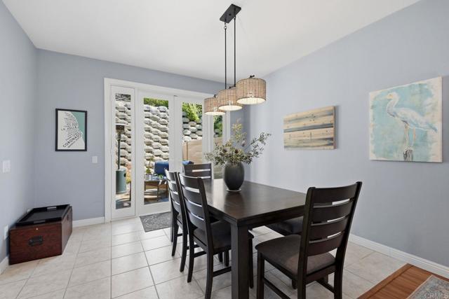 Detail Gallery Image 9 of 38 For 6852 Widgeon Pl, Carlsbad,  CA 92011 - 3 Beds | 2/1 Baths